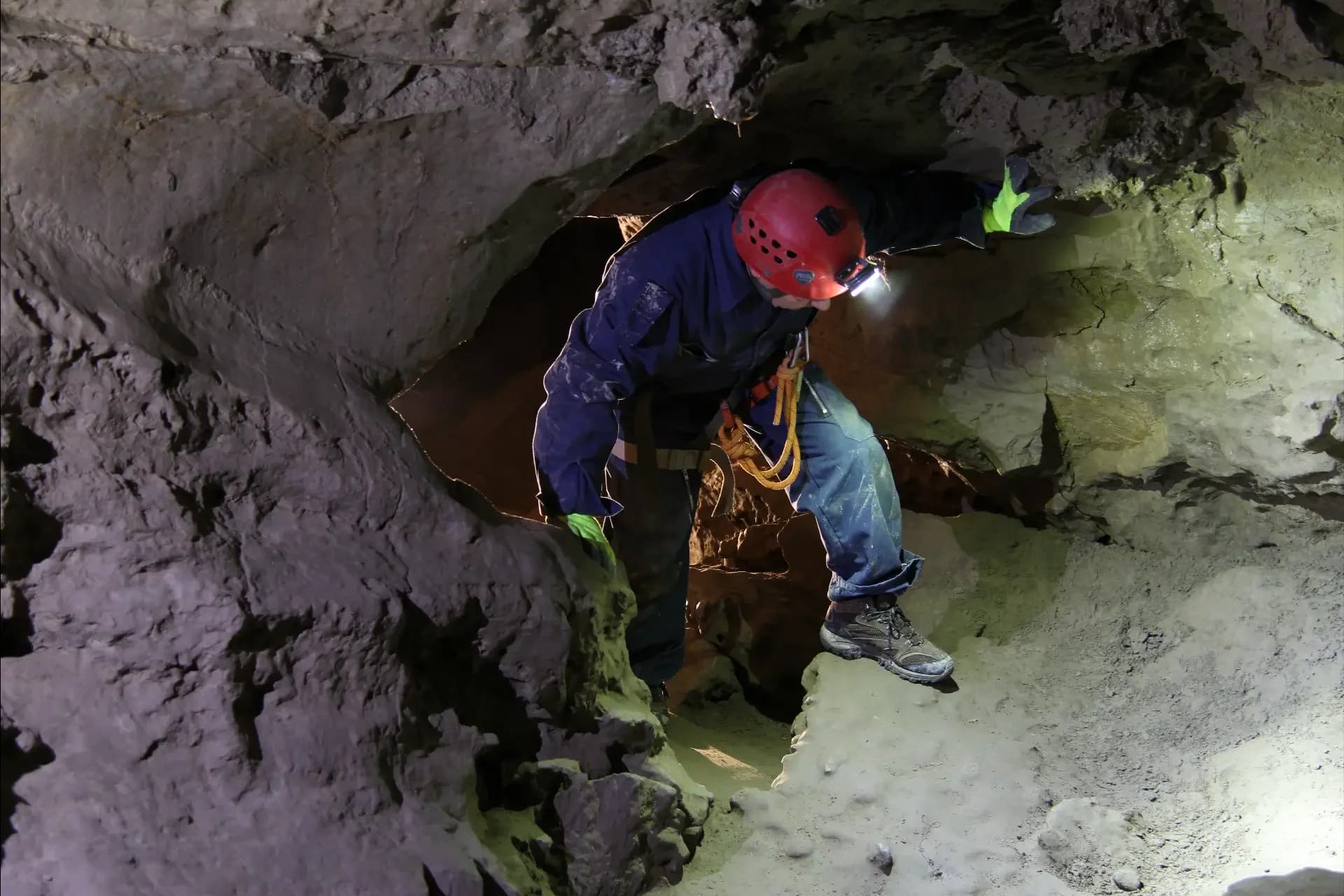 CanmoreCaveTours IMG 2125