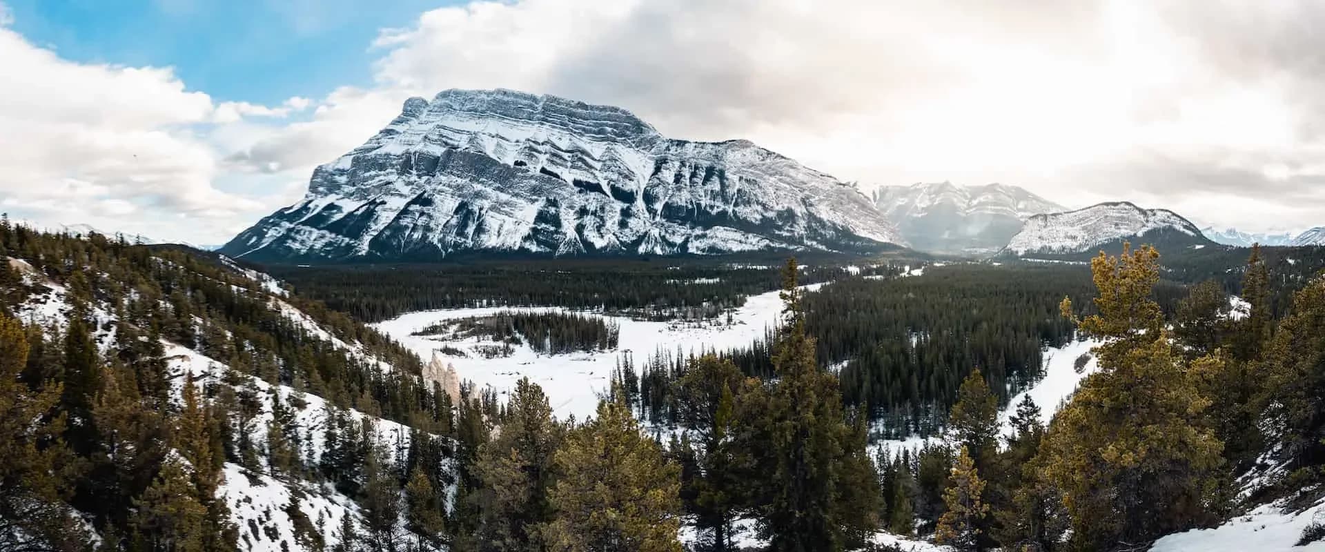Hoodoos winter viewpoint